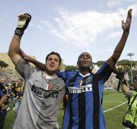 十年前的西班牙U18锦标冠军今何在：奥亚、西蒙在列，5人退役（回望西班牙U18十年前冠军队：奥亚、西蒙在列，已有5人退役）