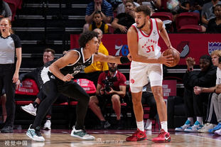 小法：阿森纳是一支防守非常出色的球队，他们补强得很好（小法：阿森纳防守出众，补强十分到位）