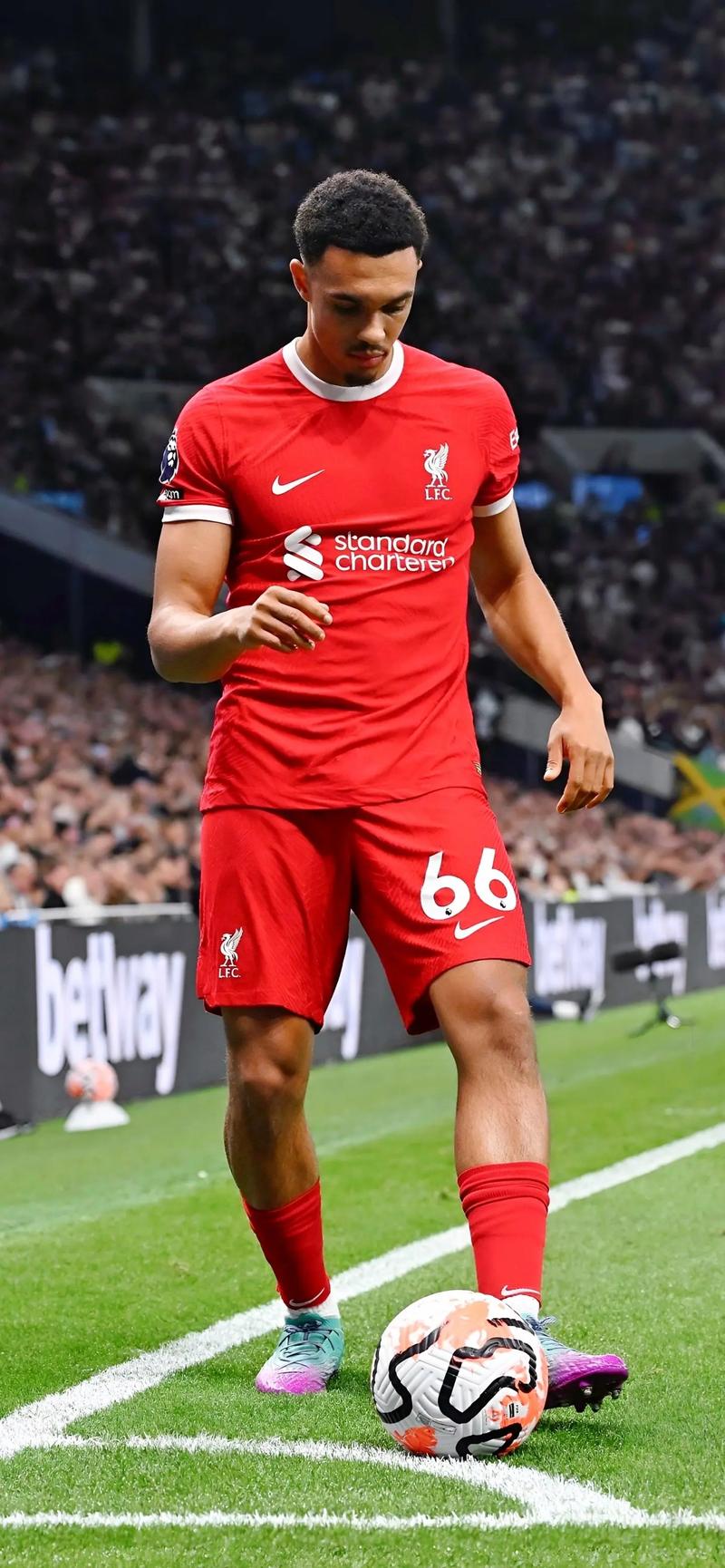 记者：邵佳一执教国足会带着部分在青岛西海岸的助手（记者：邵佳一若接手国足，将携青岛西海岸部分助手）