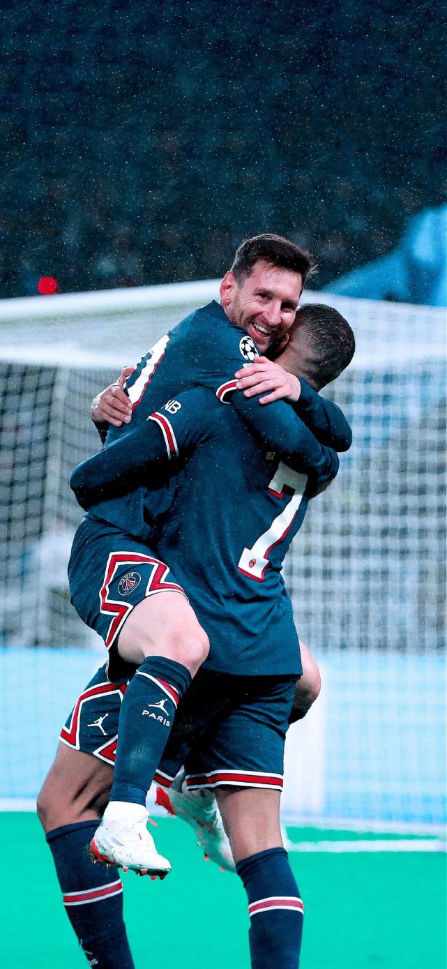 巴萨欧冠连续九场失球，追平最差零封纪录（巴萨欧冠遭遇九连失球，追平队史零封最差纪录）