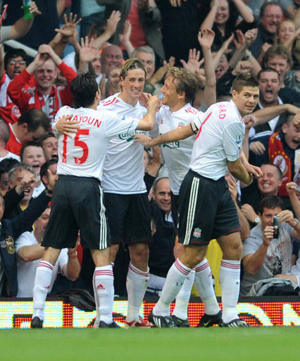 她在轮椅上“投中”梦想（轮椅上的她，投进了梦想）