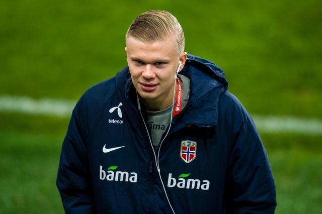 潘德夫：国米比上赛季更强，他们不应该在这么多比赛中犯错（潘德夫：这支国米强于上季，不该在这么多场比赛里犯错）