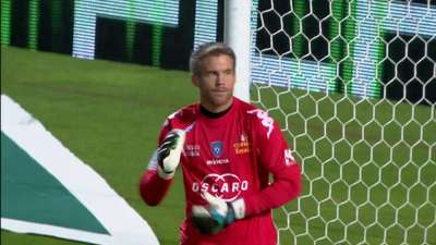 巅峰对决！海外情报：巴黎圣日尔曼1-3弗拉门戈（海外快讯：弗拉门戈3-1击败巴黎圣日尔曼，巅峰之战落幕）